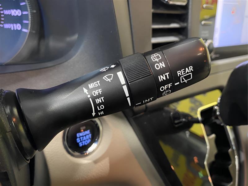 Toyota Sienna XLE 7-Passenger AWD 2019