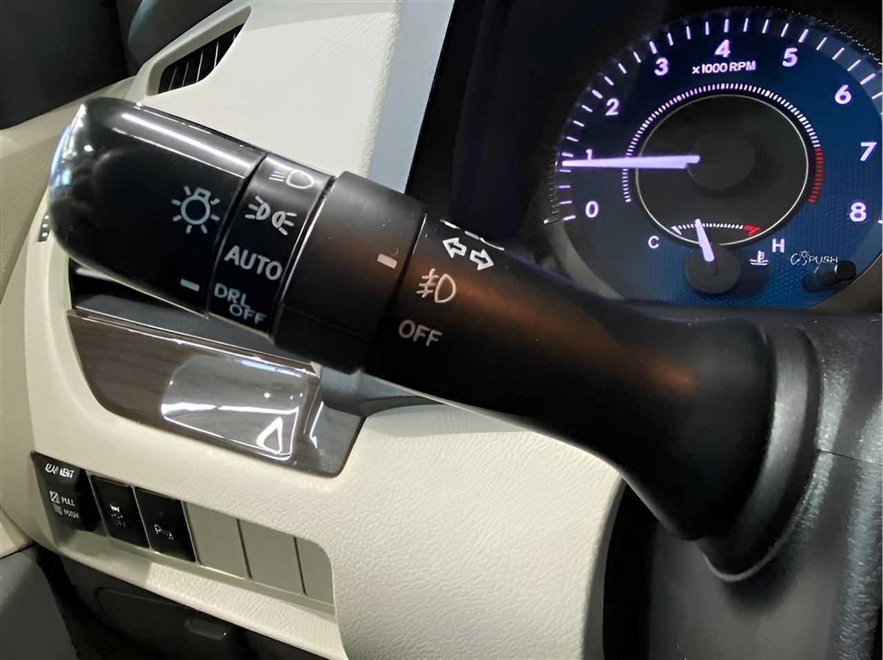 Toyota Sienna XLE 7-Passenger AWD 2019