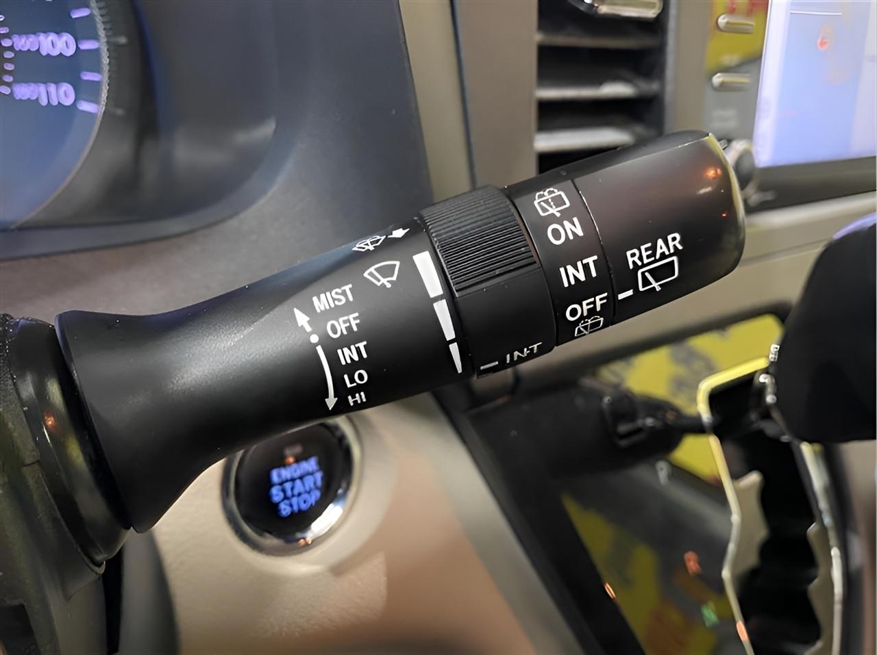 Toyota Sienna XLE 7-Passenger AWD 2019