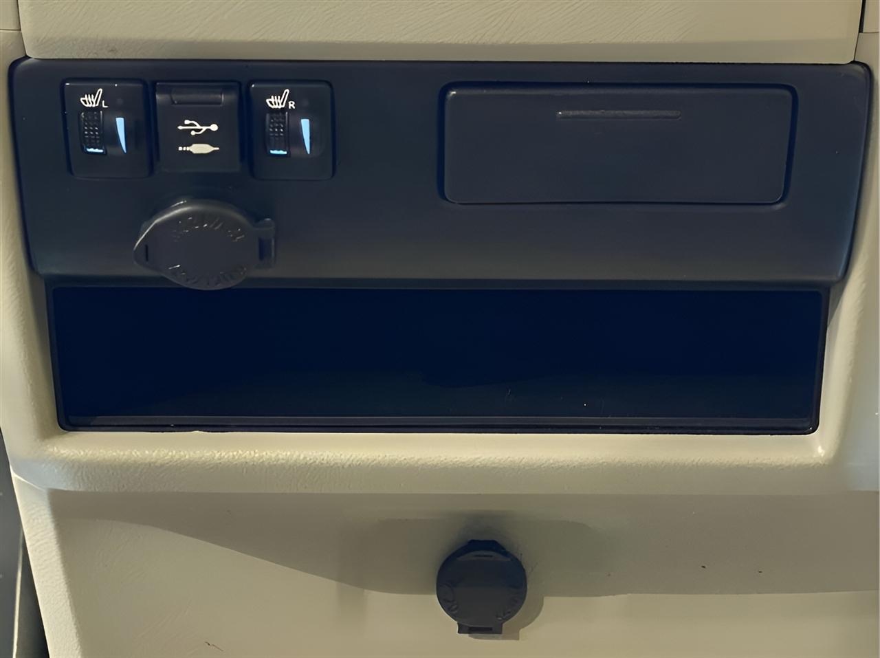 Toyota Sienna XLE 7-Passenger AWD 2019