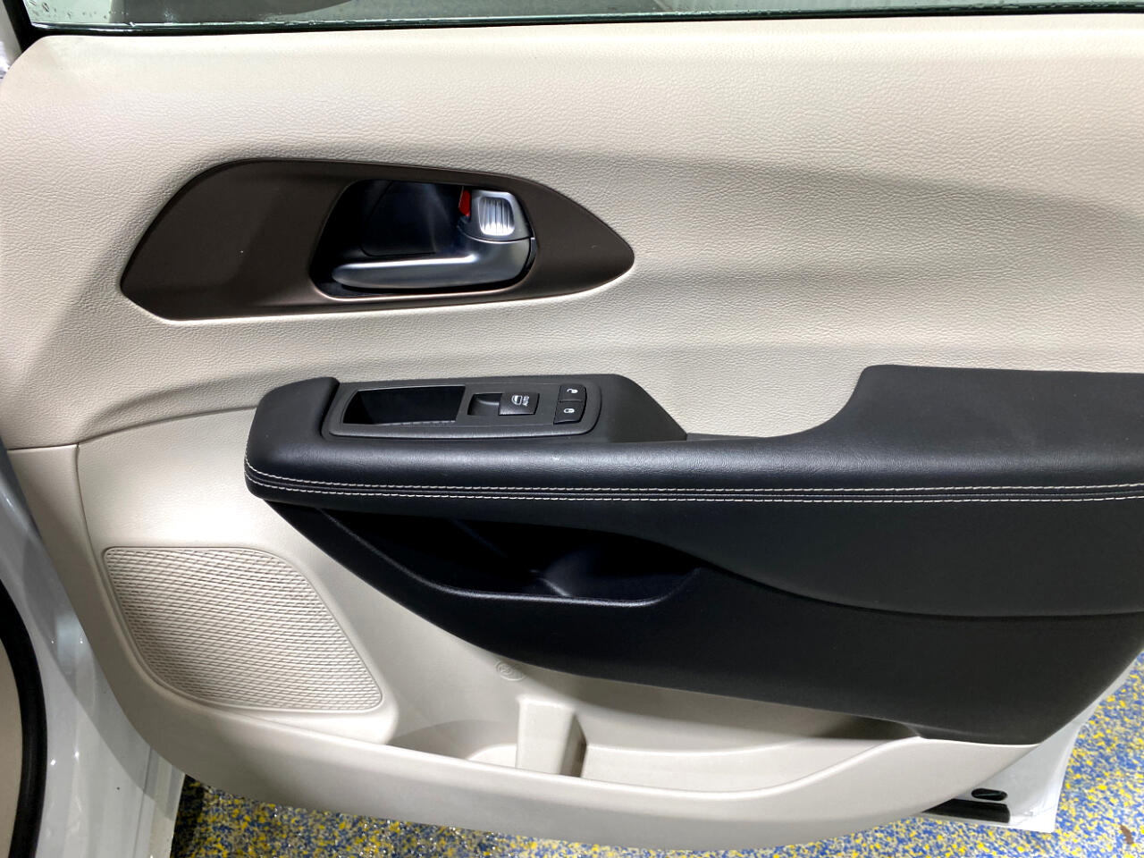 Chrysler Voyager LX 2022