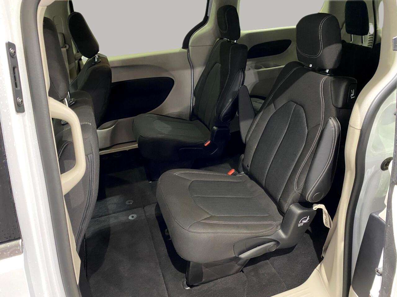 Chrysler Voyager LX 2022