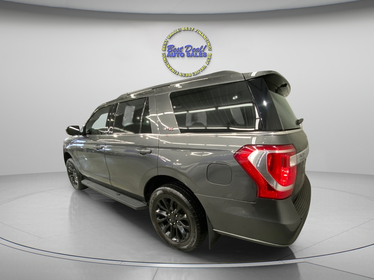 Ford Expedition  2021