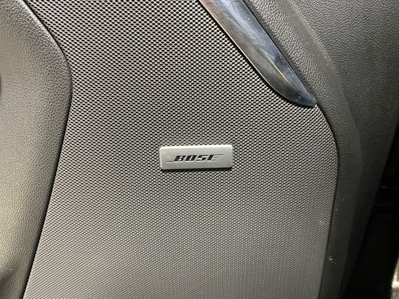 GMC Yukon XL Denali 4WD 2022