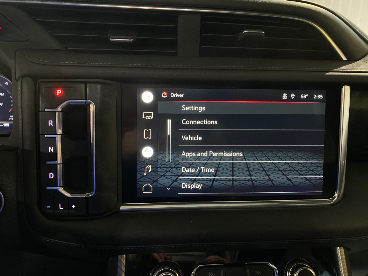 GMC Yukon XL Denali 4WD 2022