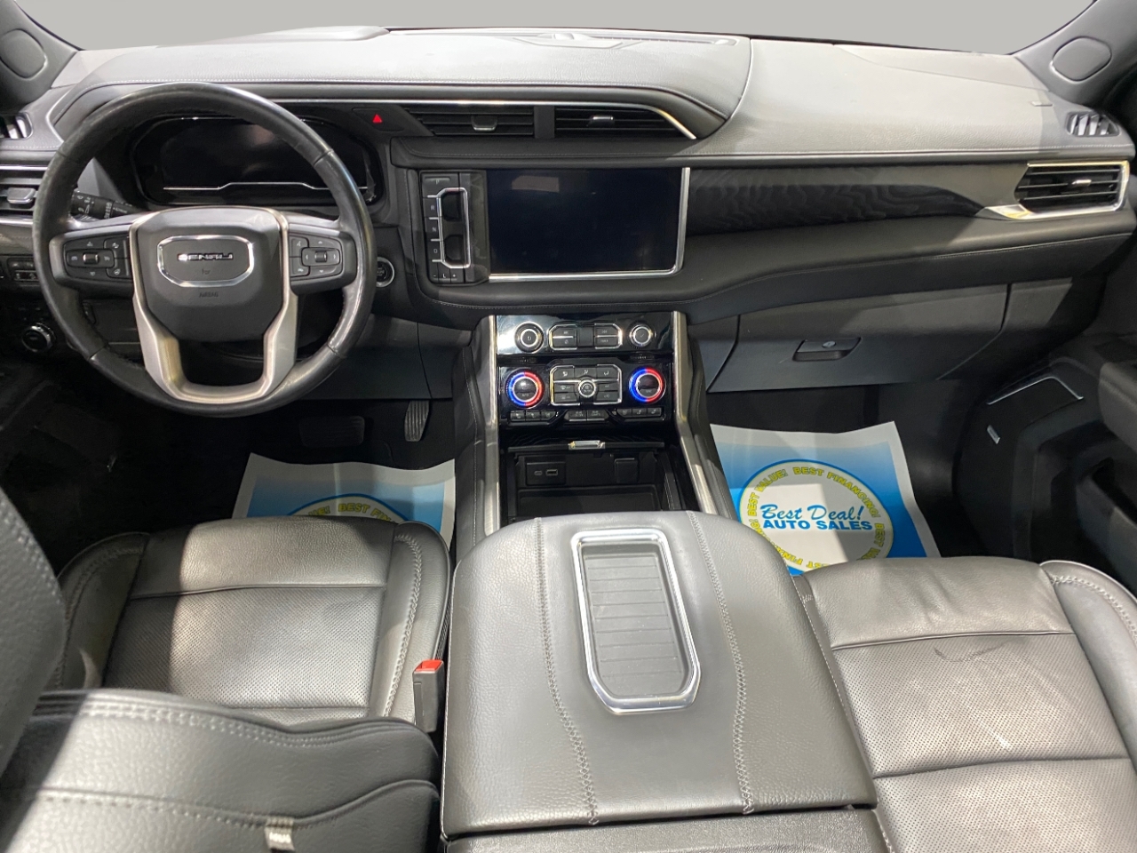 GMC Yukon XL Denali 4WD 2022