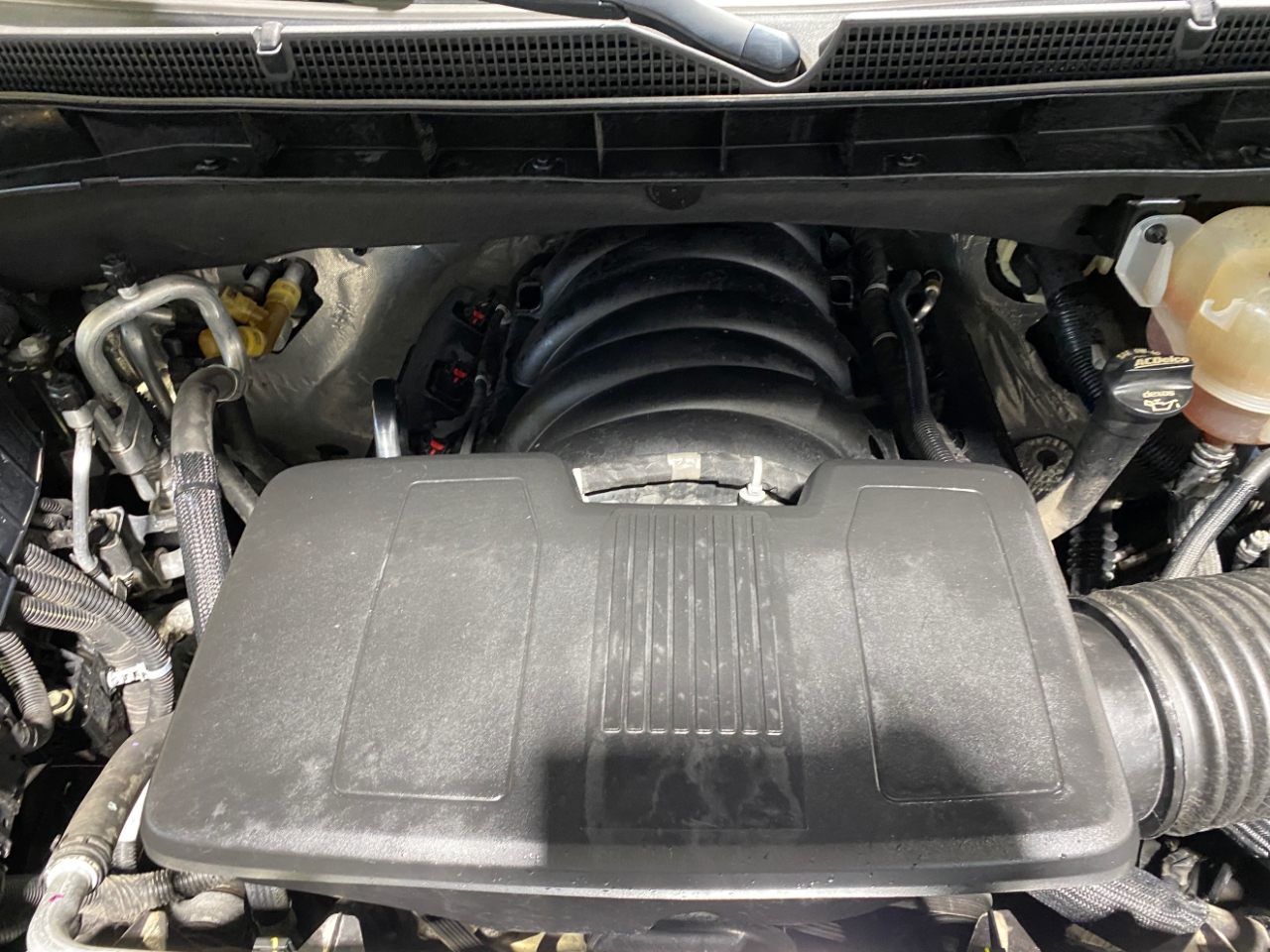 GMC Yukon XL Denali 4WD 2022