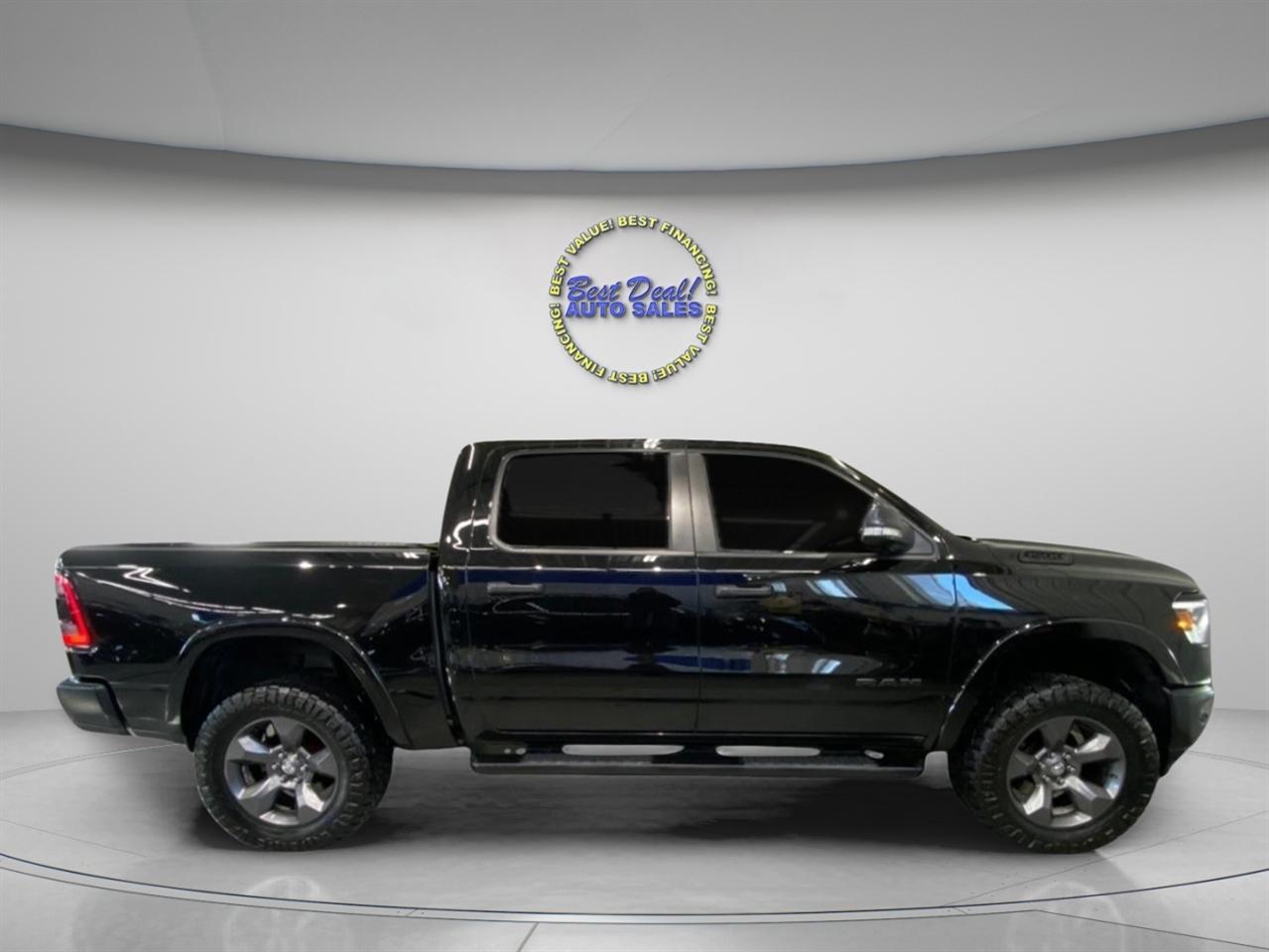 RAM 1500 Big Horn Crew Cab 4WD 2020