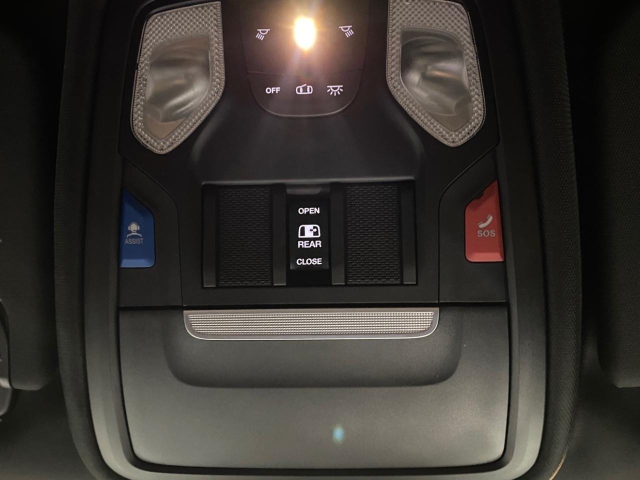 RAM 1500 Big Horn Crew Cab 4WD 2020