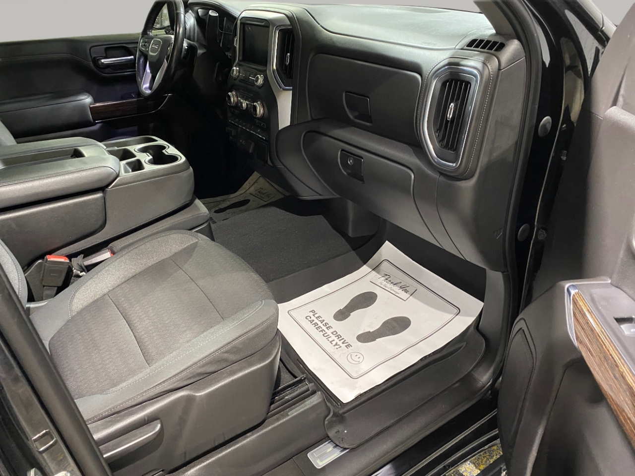 GMC Sierra 1500 Elevation Crew Cab Short Box 4WD 2020