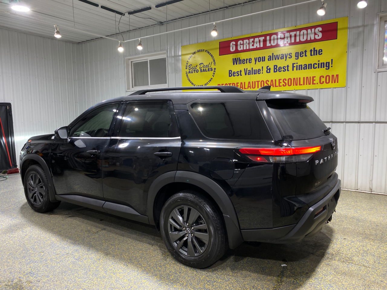 Nissan Pathfinder SV 4WD 2022