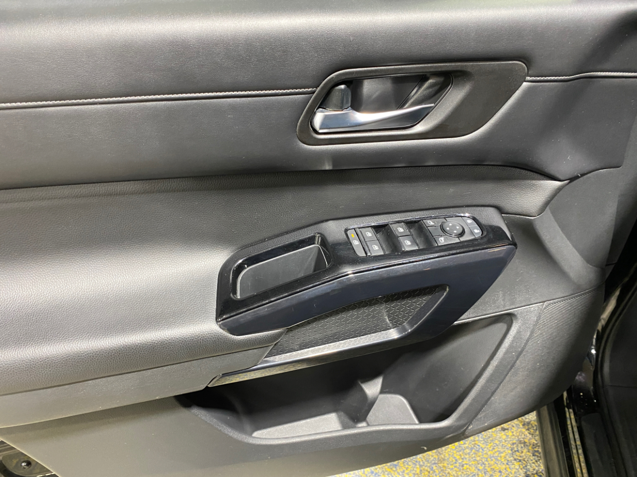 Nissan Pathfinder SV 4WD 2022