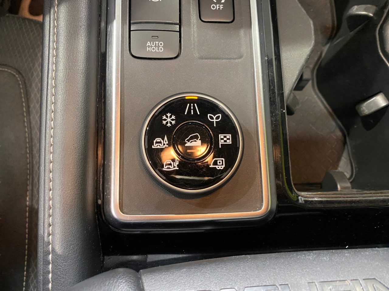 Nissan Pathfinder SV 4WD 2022