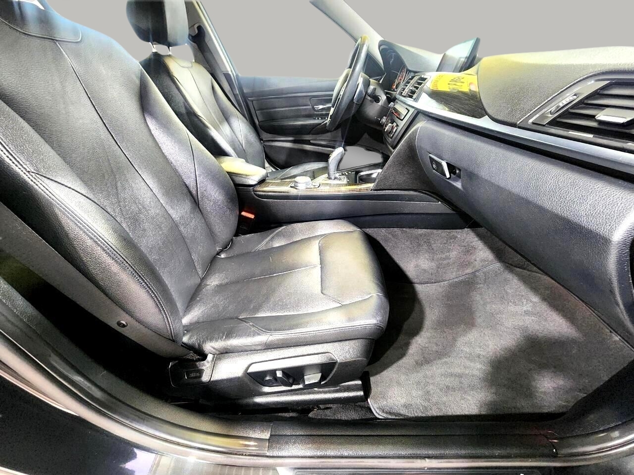 BMW 3-Series Sport Wagon 328xi 2015