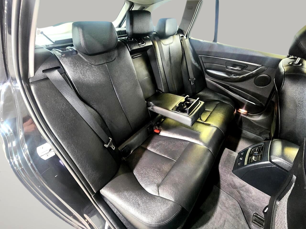 BMW 3-Series Sport Wagon 328xi 2015