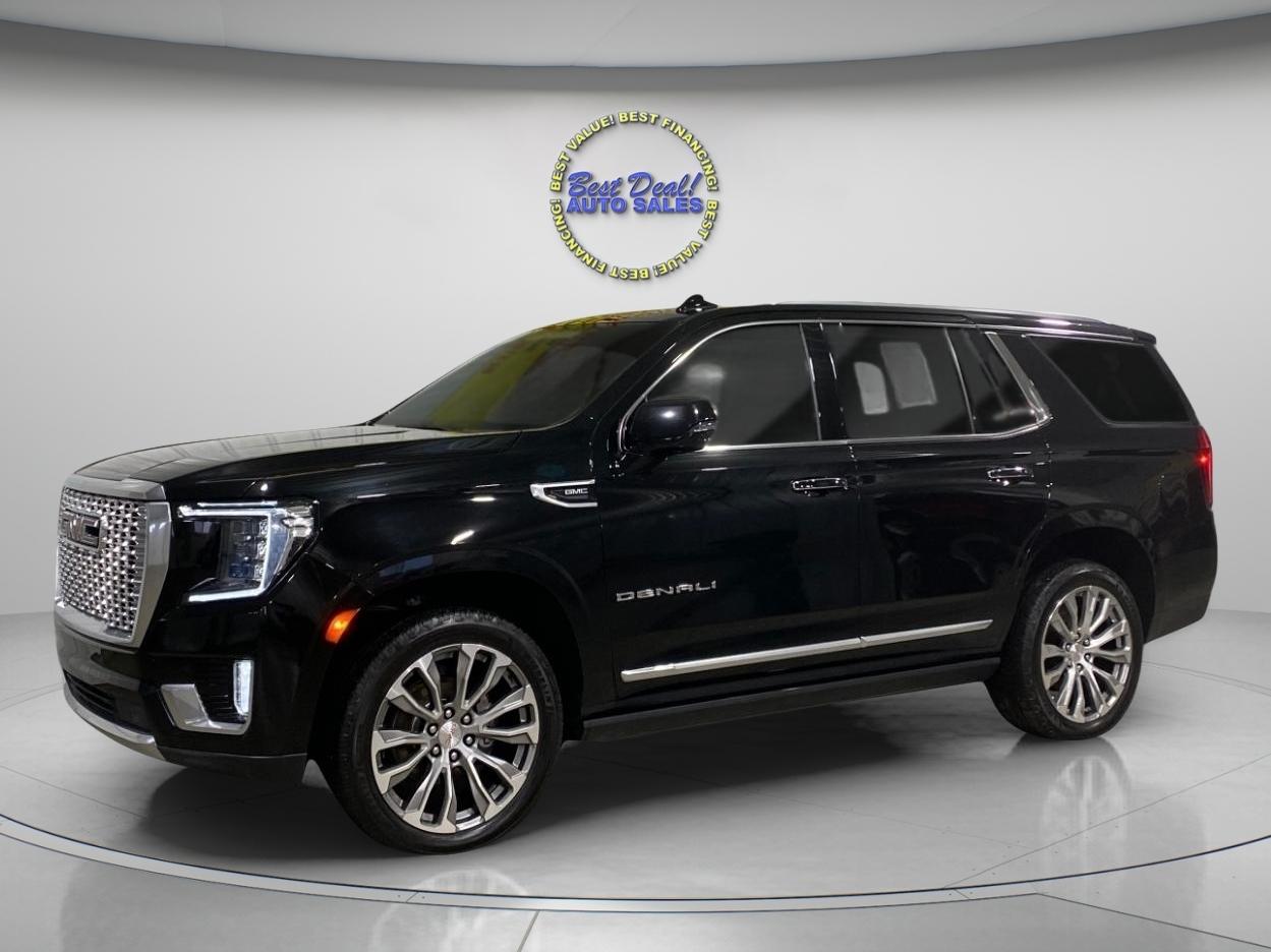 GMC Yukon Denali 4WD 2021