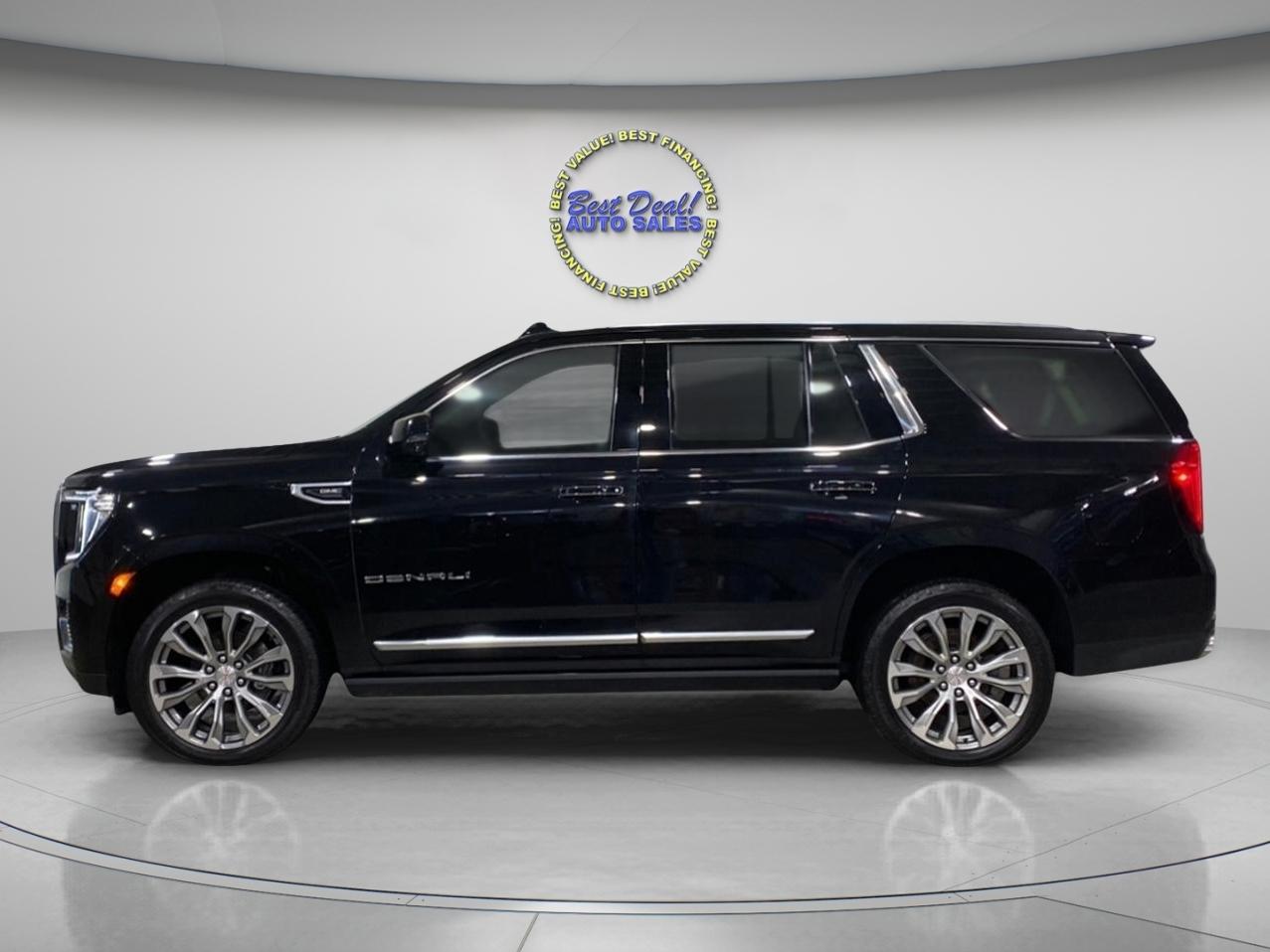 GMC Yukon Denali 4WD 2021