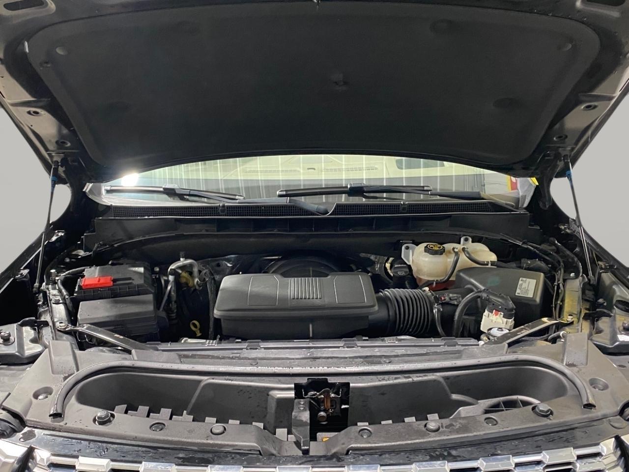 GMC Yukon Denali 4WD 2021