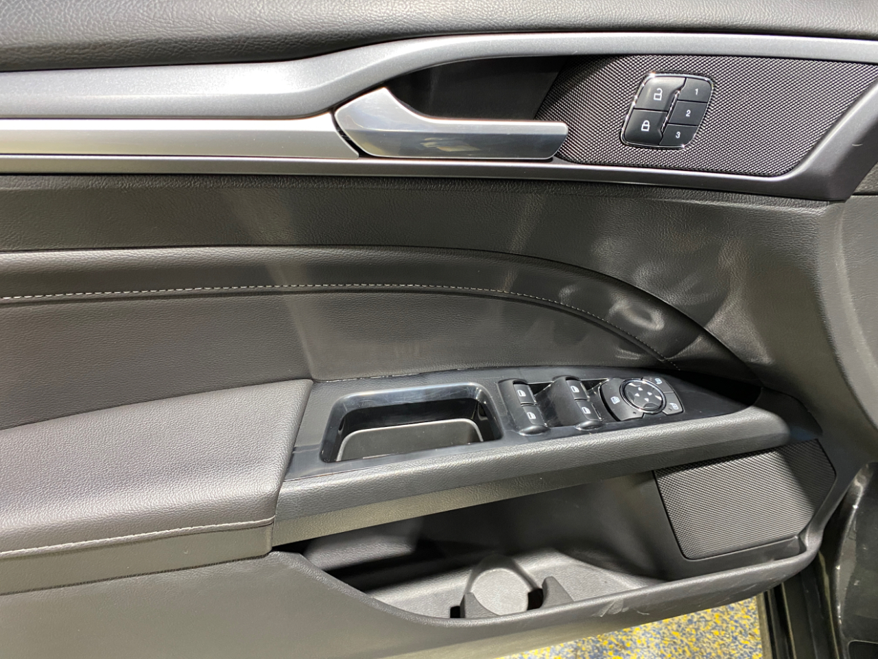 Ford Fusion Titanium 2015