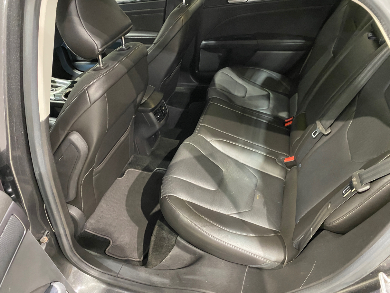 Ford Fusion Titanium 2015