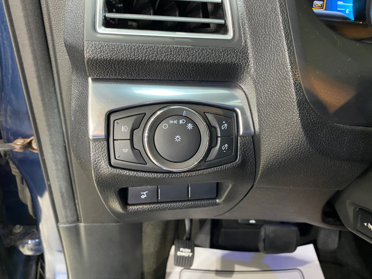 Ford Explorer Limited 4WD 2017