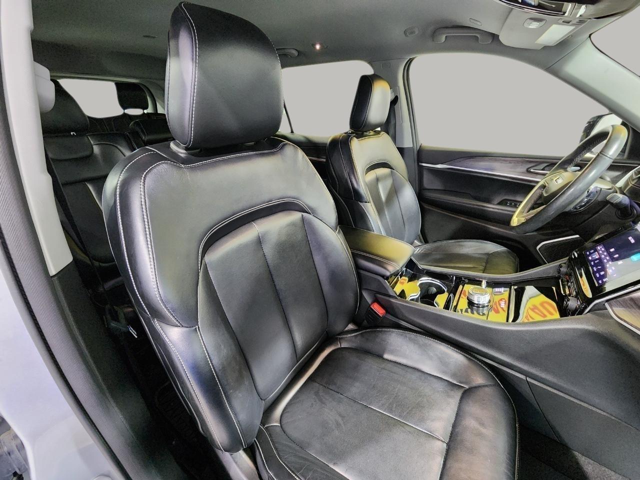 Jeep Grand Cherokee  2021