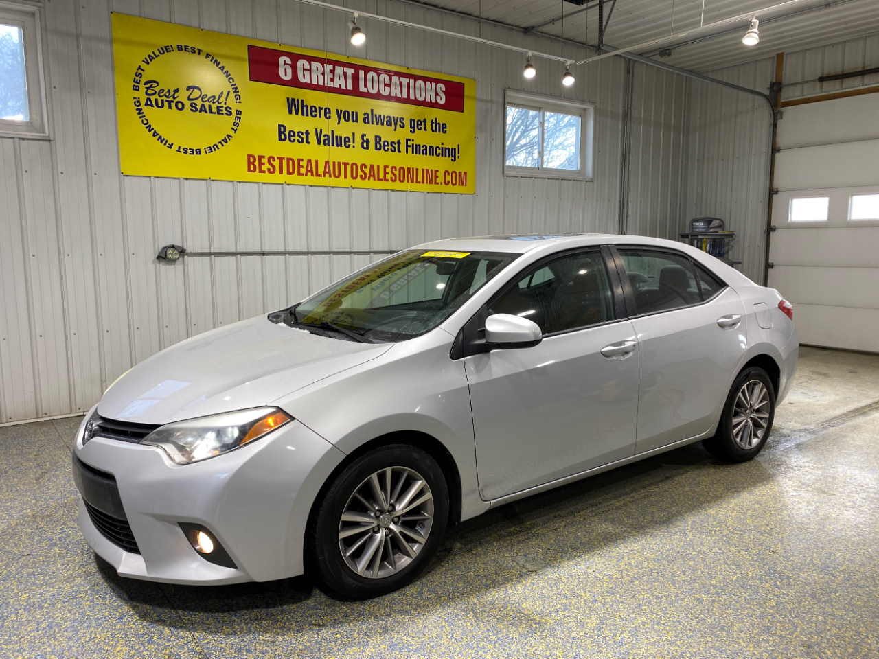 2015 Toyota Corolla 4dr Sdn LE Auto