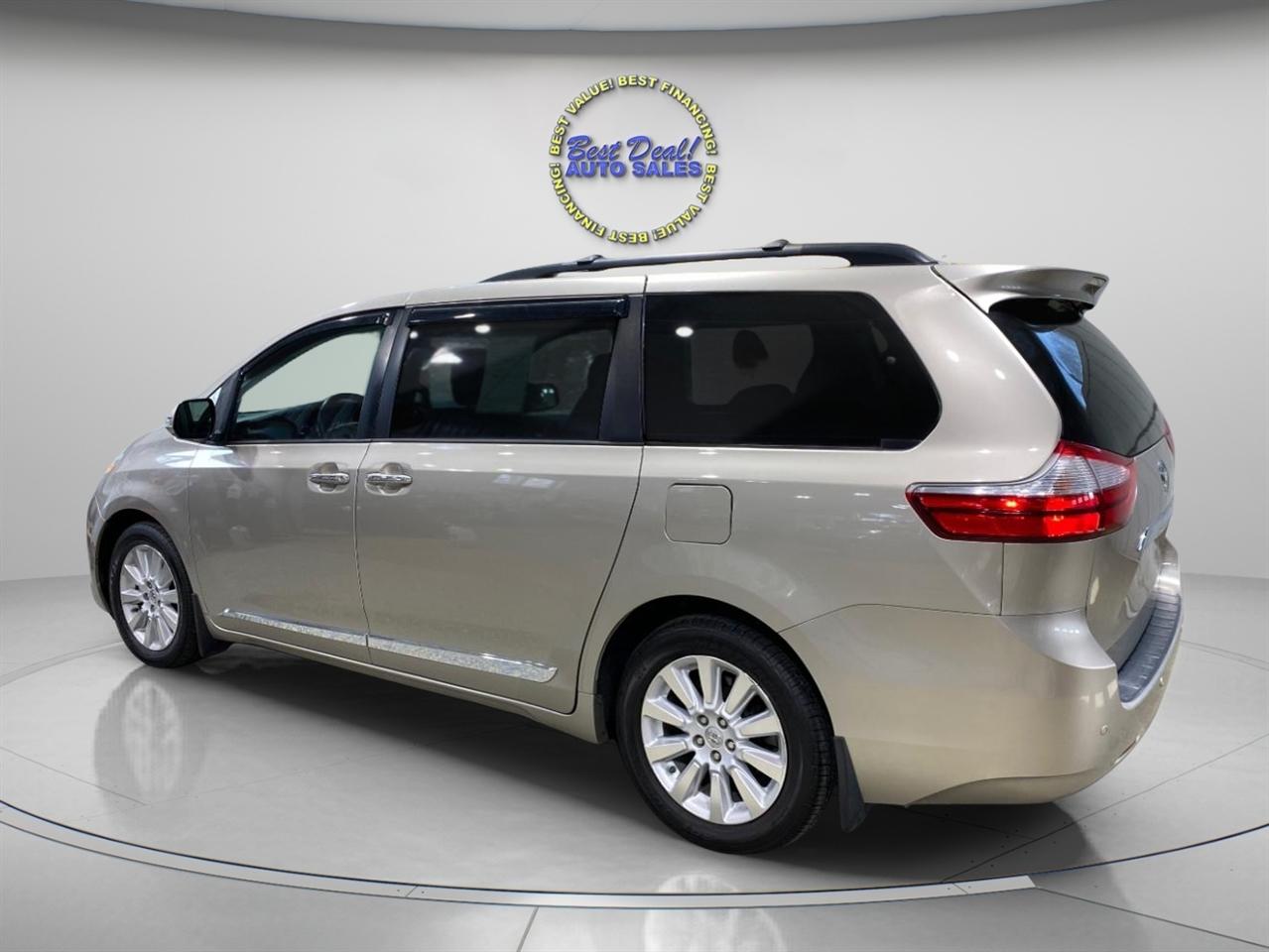 Toyota Sienna Limited AWD 7-Passenger V6 2015