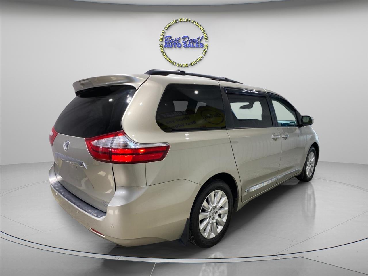 Toyota Sienna Limited AWD 7-Passenger V6 2015