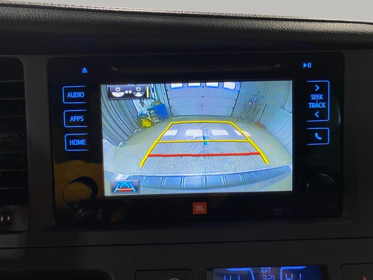 Toyota Sienna Limited AWD 7-Passenger V6 2015