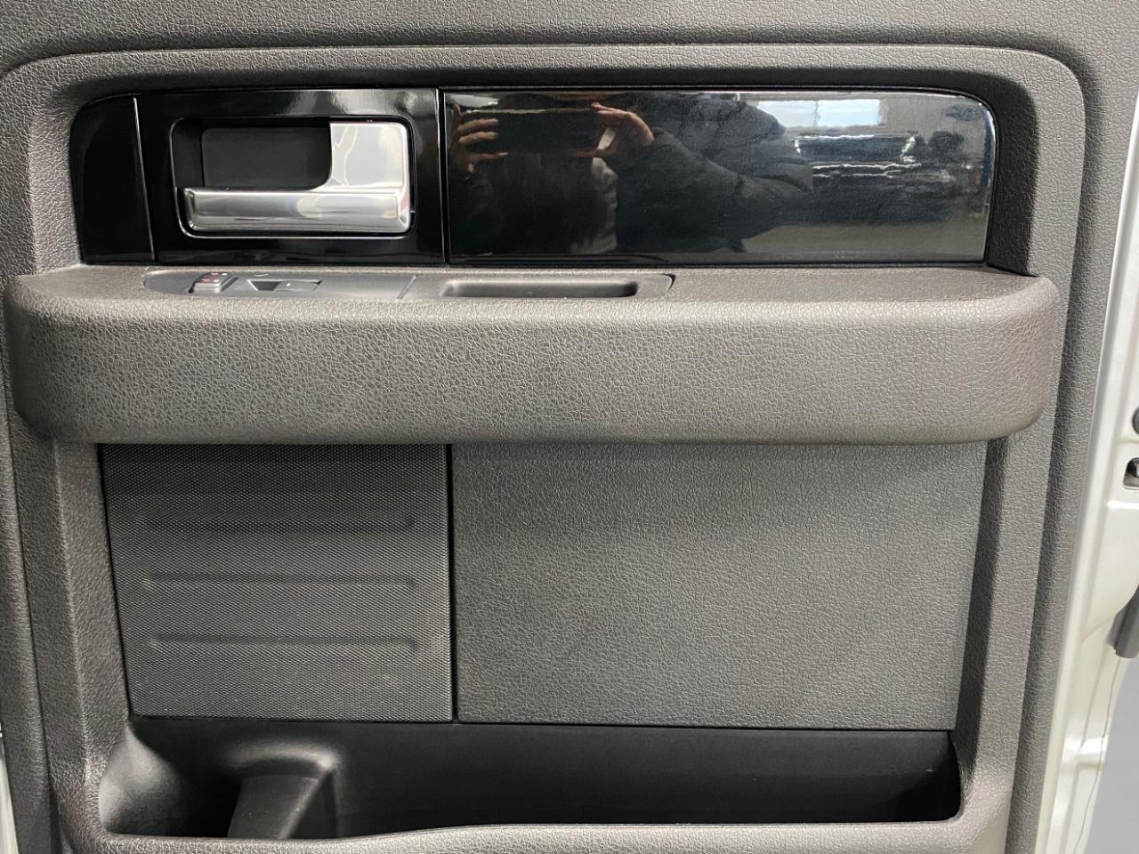 Ford F-150 Harley-Davidson SuperCrew 5.5-ft. Bed 4WD 2011