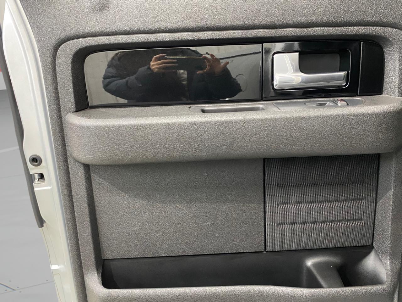 Ford F-150 Harley-Davidson SuperCrew 5.5-ft. Bed 4WD 2011