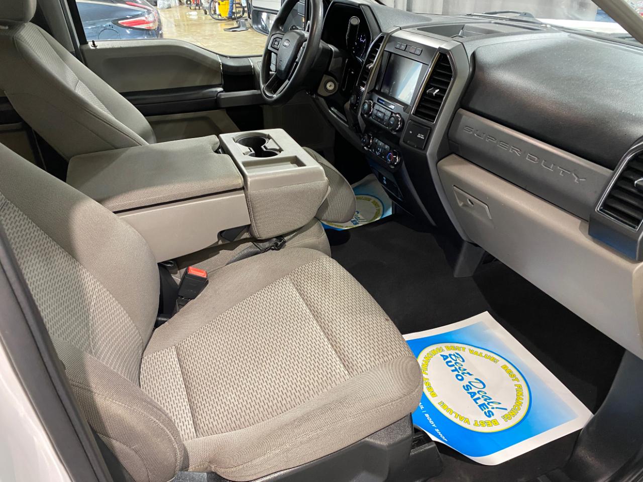 Ford F-250 SD XLT Crew Cab 4WD 2021