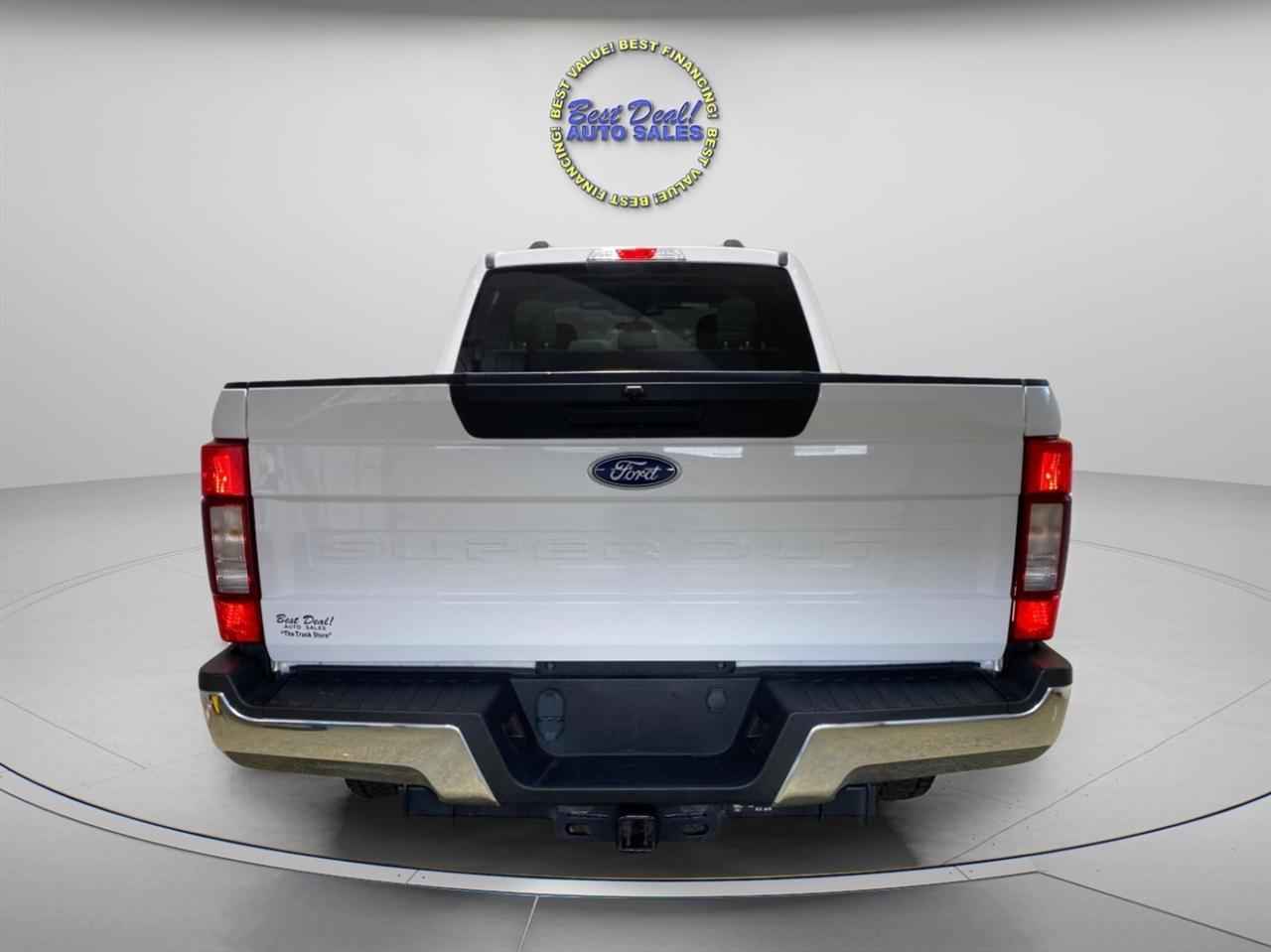 Ford F-250 SD XLT Crew Cab 4WD 2021