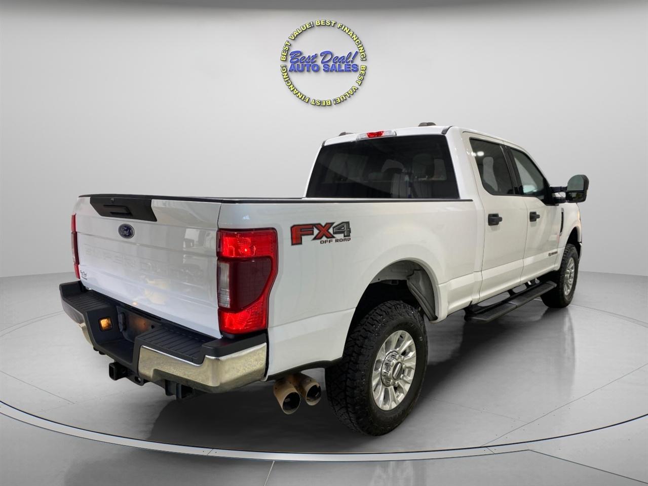 Ford F-250 SD XLT Crew Cab 4WD 2021
