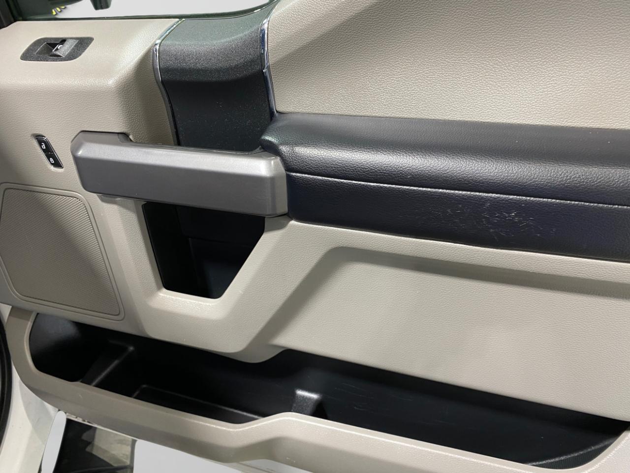 Ford F-250 SD XLT Crew Cab 4WD 2021