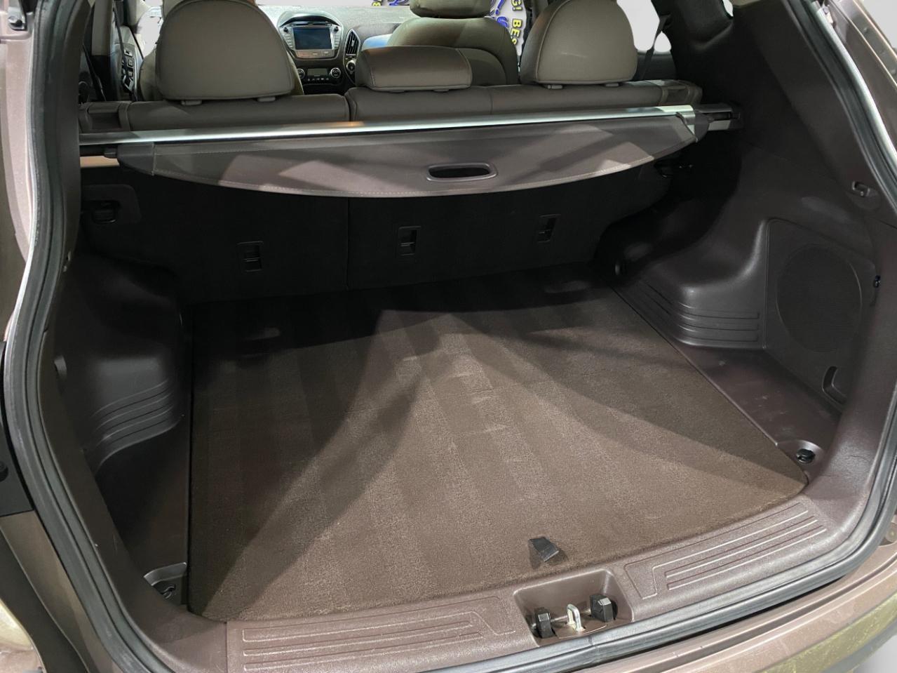 Hyundai Tucson Limited 4D SUV AWD 2014