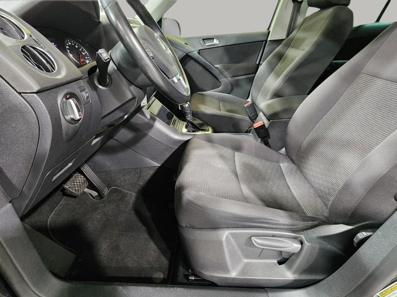 Volkswagen Tiguan  2013