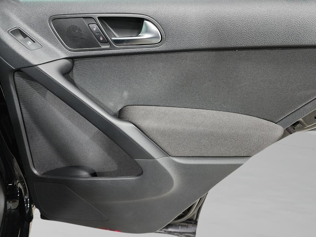 Volkswagen Tiguan  2013