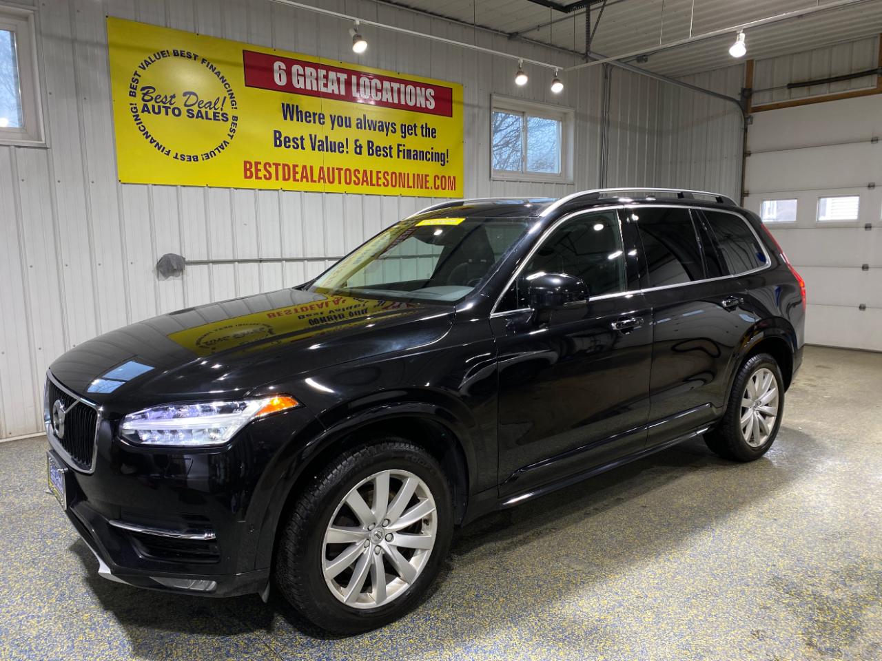 2016 Volvo XC90 T6 Momentum AWD