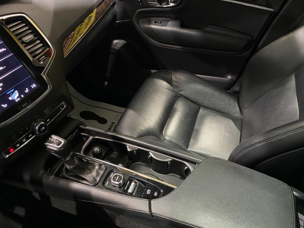 Volvo XC90 T6 Momentum AWD 2016