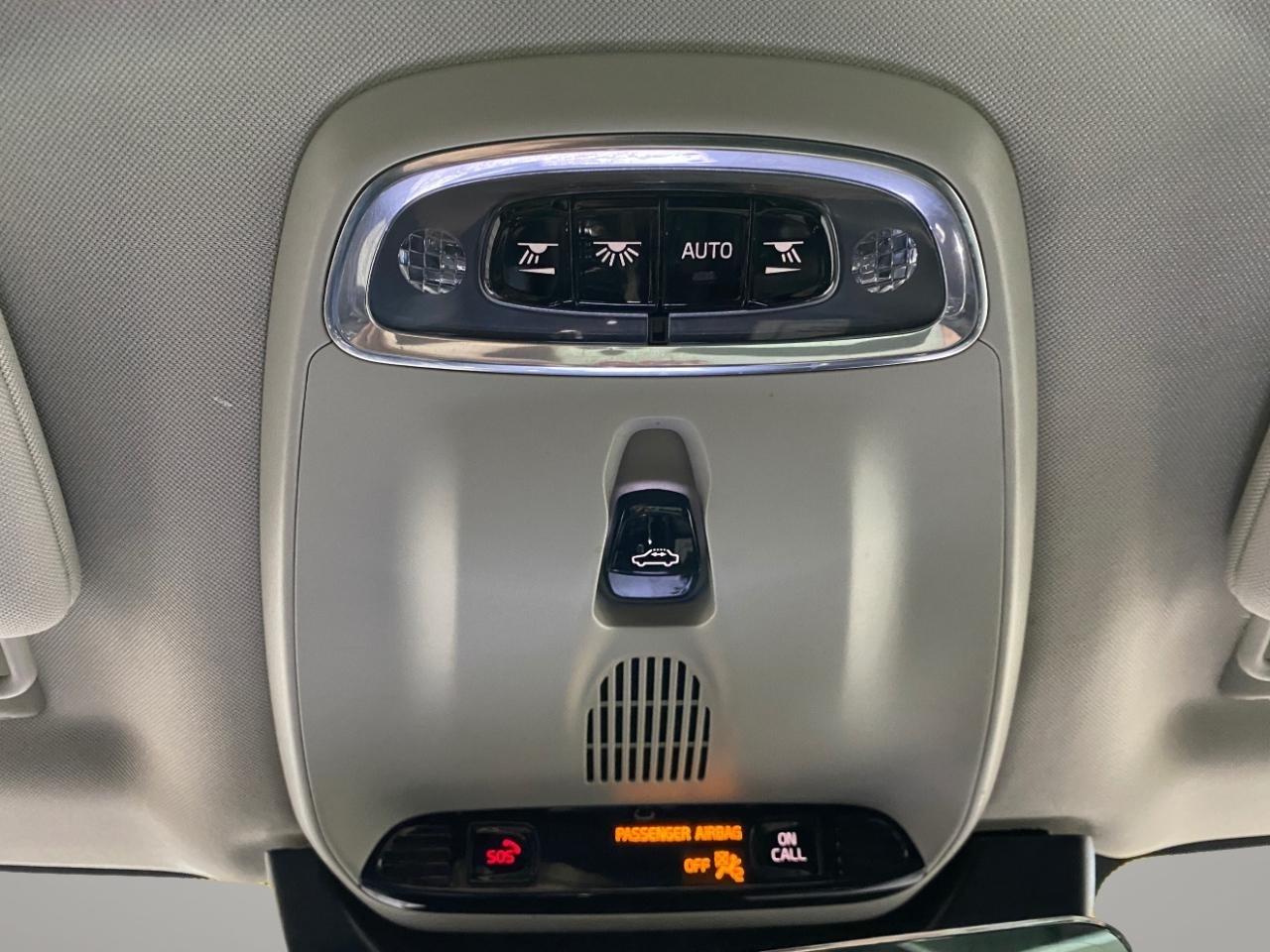 Volvo XC90 T6 Momentum AWD 2016