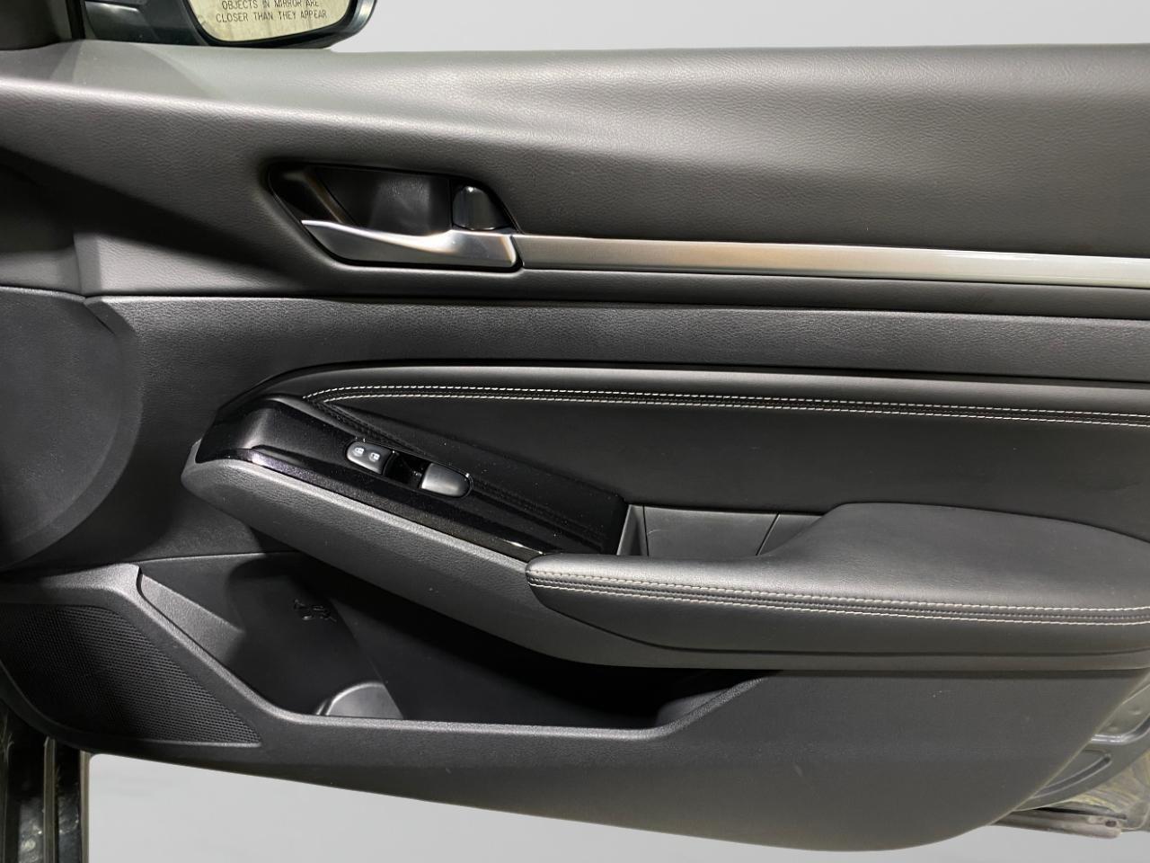 Nissan Altima 2.5 SV AWD 2021