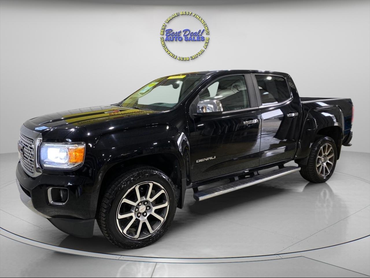 2017 GMC Canyon Denali Crew Cab 5 ft Bed 4WD