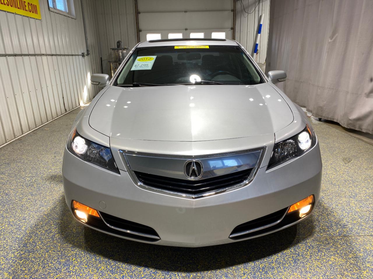 Acura TL 6-Speed AT with Tech Package and 18-In. WP 2012