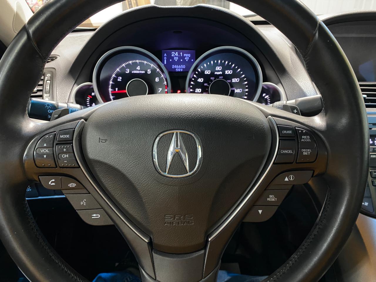 Acura TL 6-Speed AT with Tech Package and 18-In. WP 2012