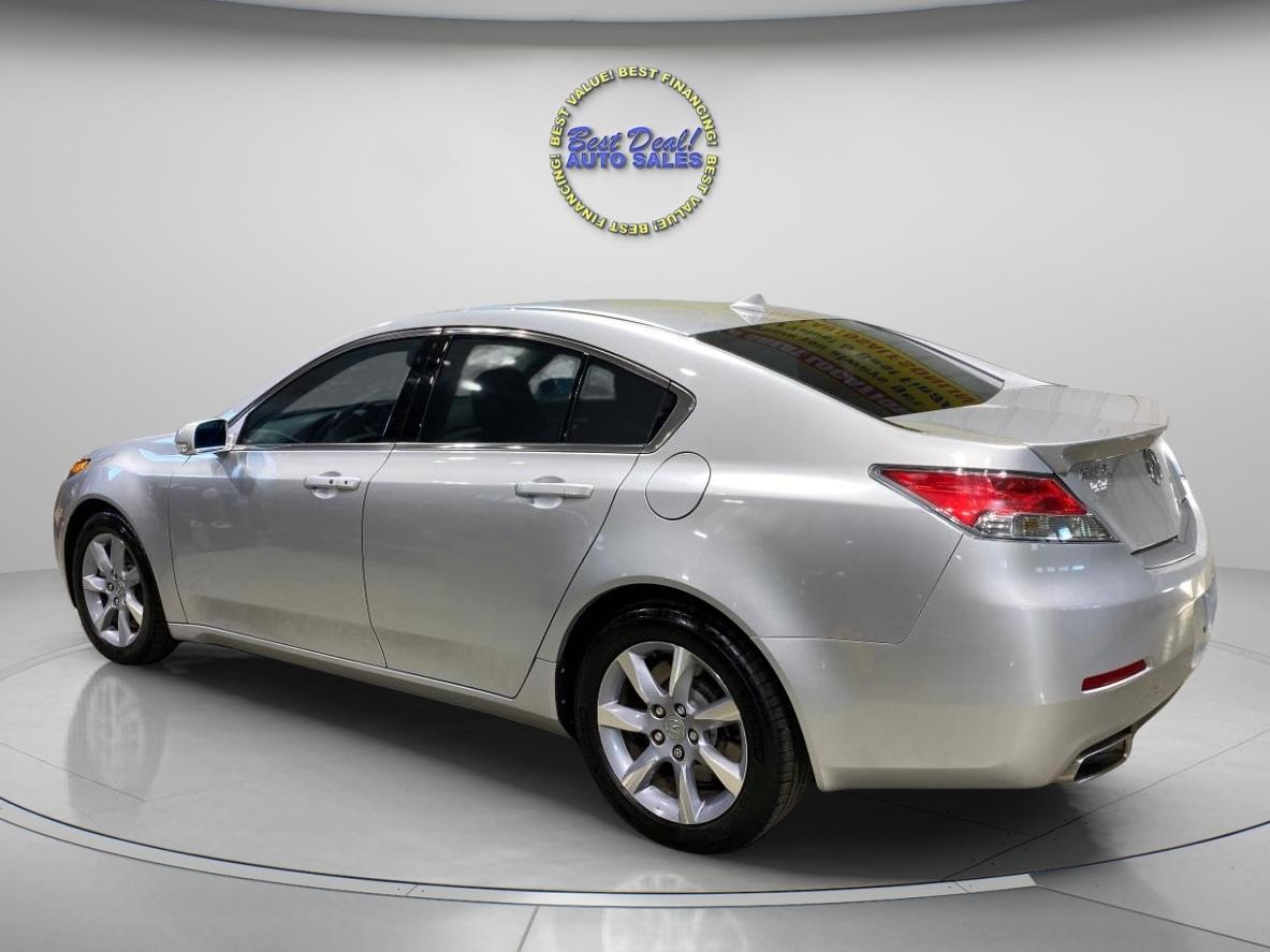 Acura TL 6-Speed AT with Tech Package and 18-In. WP 2012