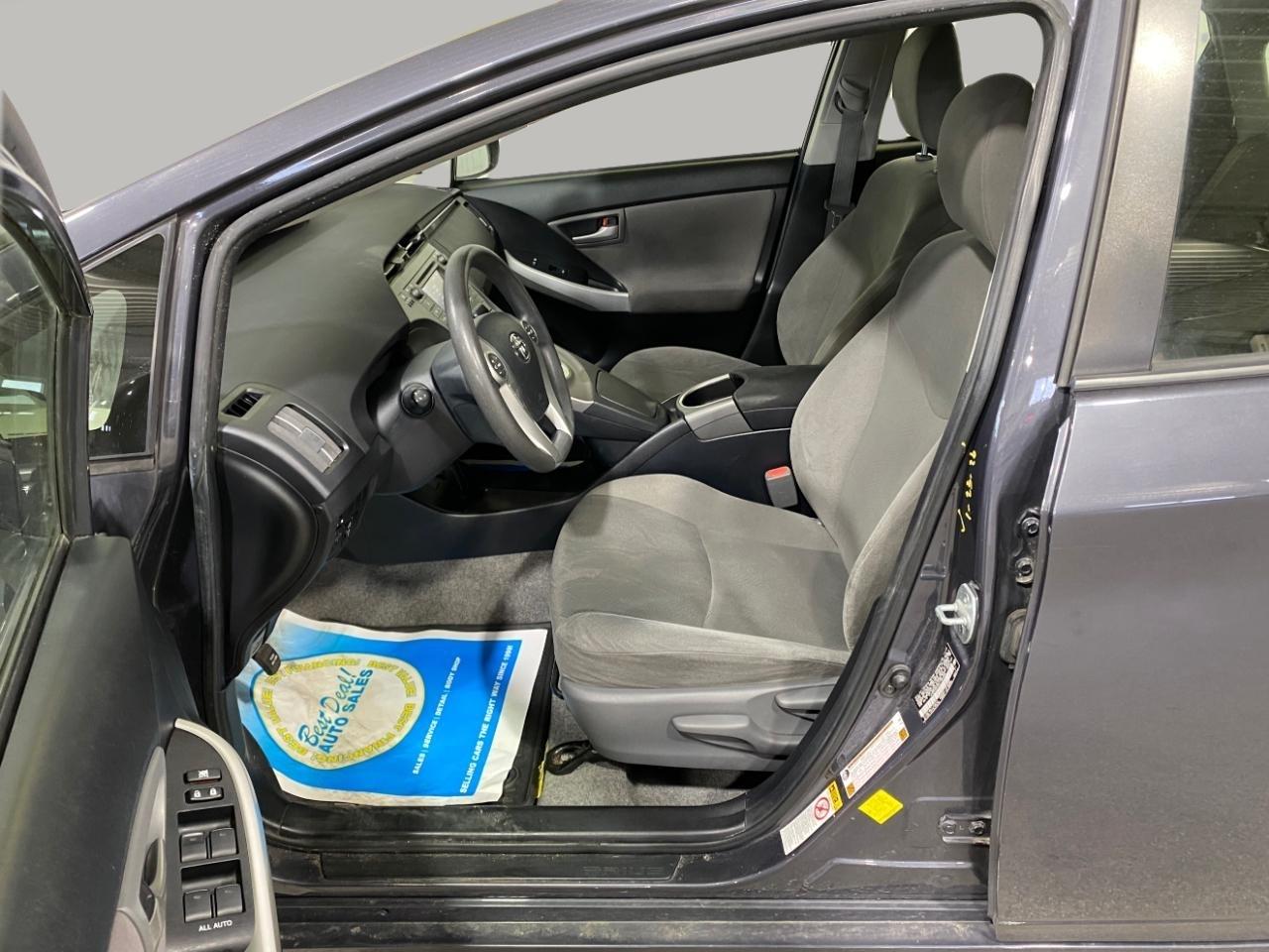 Toyota Prius Three 2014