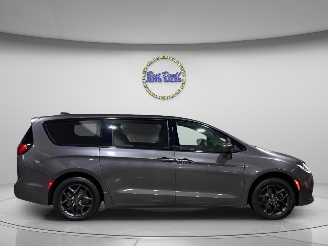 Chrysler Pacifica Touring Plus 2018