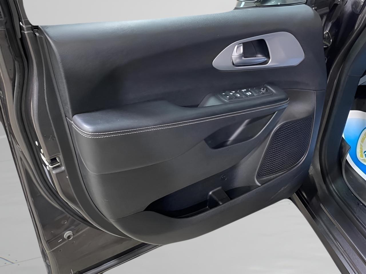 Chrysler Pacifica Touring Plus 2018